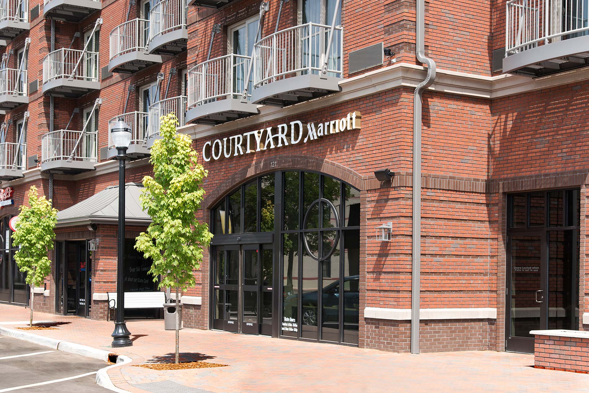 Holland Courtyard Marriott Earns Awards from National Brand
